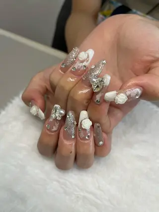 ネイル nail.salon .Reversalのネイルデザイン