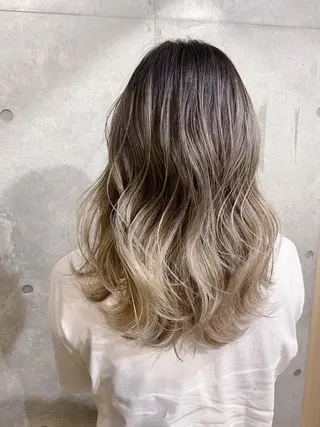 セミロング カラー ヘアアレンジ ✨ハイクオリティ✨ 山本香也のヘアスタイル