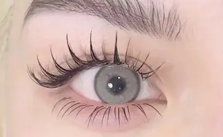 マツエク・マツパ アリエス所属・nail&eye Ariesのネイルデザイン