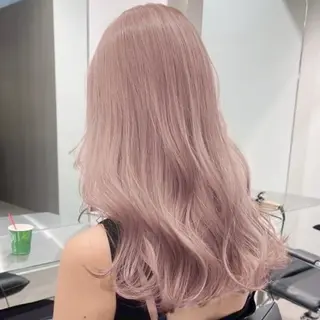 ロング カラー tsubasa🪽 ／ブリーチカラーのヘアスタイル