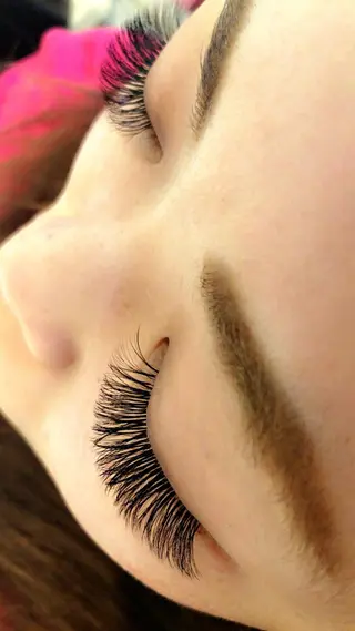 ロング カラー パーマ メンズ キッズ ネイル マツエク・マツパ 地域 No. 1店 nail&eyelash Liliana所属・ベテランのお店です 🍓.Lilianaのマツエク・マツパデザイン