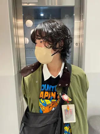 ショート カラー パーマ satsuki 暖色・ブラウンカラーのヘアスタイル