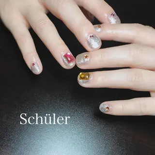 ネイル Schüler所属・野内 まきのネイルデザイン