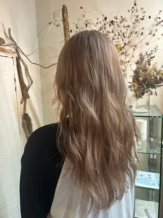 ロング カラー Brown Bunny Orchestra所属・minami 🐣のヘアスタイル