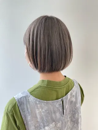 ショート カラー YUI /ハイトーンカラーのヘアスタイル