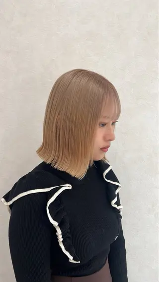 ミディアム スワイプするのちょっ と待った艶髪/透明感のヘアスタイル