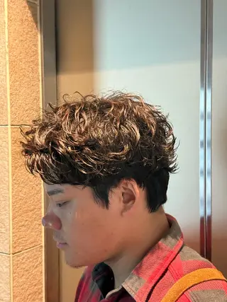 パーマ メンズ シフト今泉所属・ヨネダ コウヘイのヘアスタイル