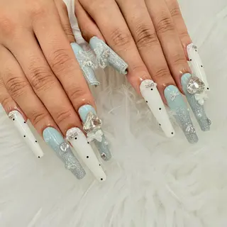 ネイル NAILSALON ViViChi所属・ViViChi 梨帆のネイルデザイン