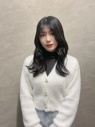 セミロング ally新百合ヶ丘 フジムラユウスケのヘアスタイル