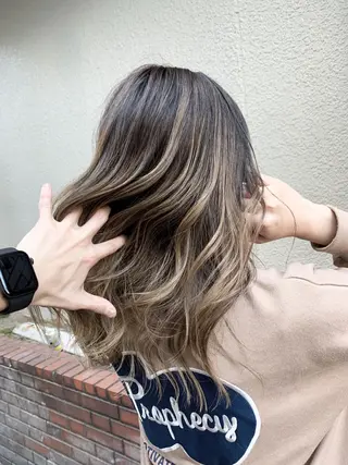 セミロング レイヤー×縮毛矯正 深見 拓のヘアスタイル