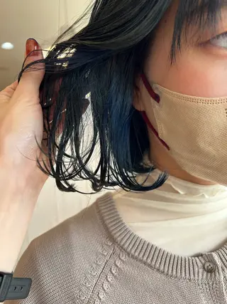 ミディアム カラー 青栁 穂香のヘアスタイル