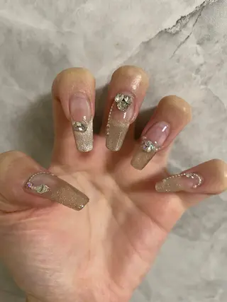 ネイル rino  nail所属・坂上 詩織のネイルデザイン