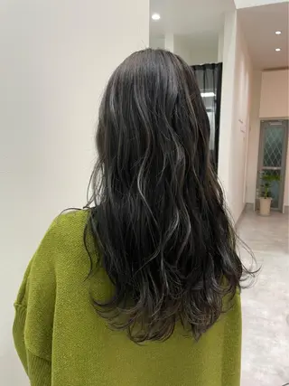 ロング カラー 中村 優太のヘアスタイル