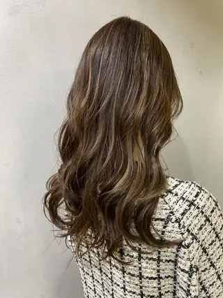 ロング カラー 舟橋 りんかのヘアスタイル