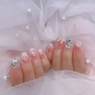 ネイル Laule'a Nail 新宿【ラウレアネイル】所属・Yu Yuのネイルデザイン