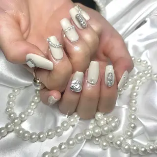 ネイル élu by Noriko 前原のネイルデザイン