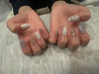 ネイル eyenailist NANAのネイルデザイン