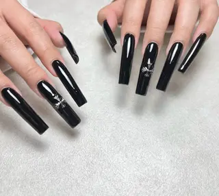 ネイル ネイリスト シンのネイルデザイン