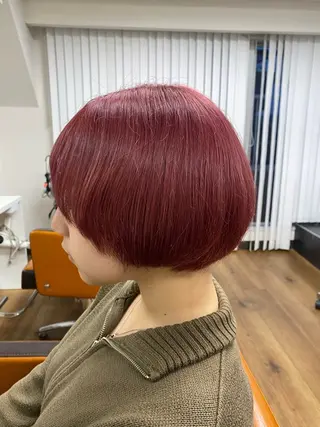 ショート カラー エレンバイアルティナ所属・モデル限定 吉田のヘアスタイル