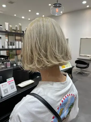 ショート カラー ヘアアレンジ 小倉 愛里のヘアスタイル