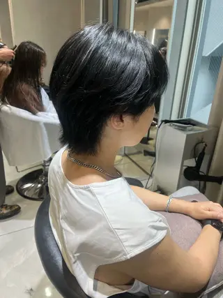 カラー メンズ 韓国メンズ特化 ダウン・毛流れパーマのヘアスタイル