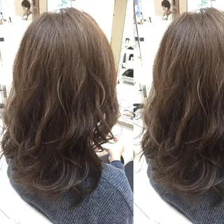 セミロング カラー Ｄirector 　徳久　真紀の眉毛・アイブロウイメージ