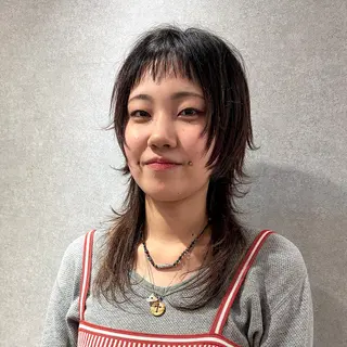 ミディアム 牧原歩夢/レイヤー /ウルフ/ブリーチのヘアスタイル