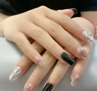 ネイル 高木 維麗絲のネイルデザイン