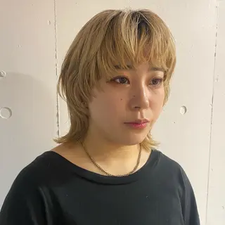ミディアム Aust hair Stella新宿所属・Yuki☺︎パーマ レイヤーカットウルフのヘアスタイル