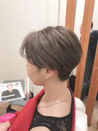 ショート カラー アザマ　ヤスカツ _rosso 川口のヘアスタイル