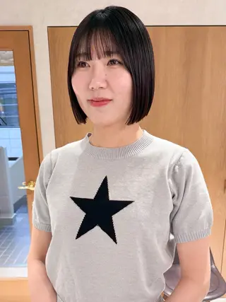 ショート カラー 似合わせぷつっとボブ 縮毛矯正 久保田彩菜のヘアスタイル