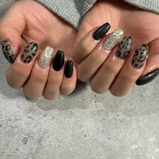 ミディアム ネイル Amour Nail salonのネイルデザイン