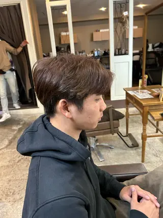 カラー メンズ 小澤 一稀のヘアスタイル