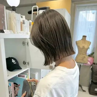 ミディアム カラー 田島拓海 LEV. ボブカットのヘアスタイル