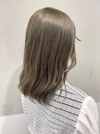 ミディアム 🎀韓国レイヤー 🇰🇷mireiのヘアスタイル