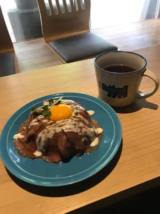 ミディアム カラー パーマ ヘアアレンジ メンズ キッズ ネイル マツエク・マツパ アイブロウ アニメ,Vオタク× 即効痩せエステサロンのエステ・リラクイメージ