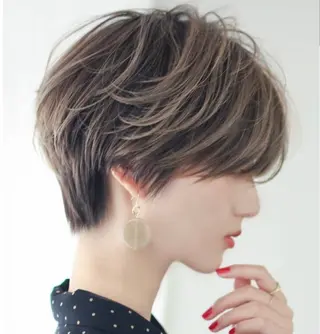 ショート 岸 千歳（ショート）のヘアスタイル