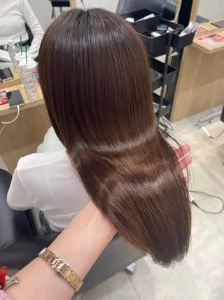 ロング LENORA所属・谷 優梨のヘアスタイル