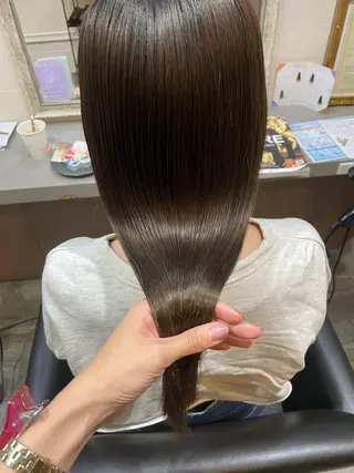 ロング 宮本 佳奈のヘアスタイル