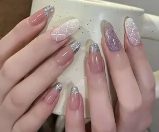 ネイル 相沢 さやかのネイルデザイン