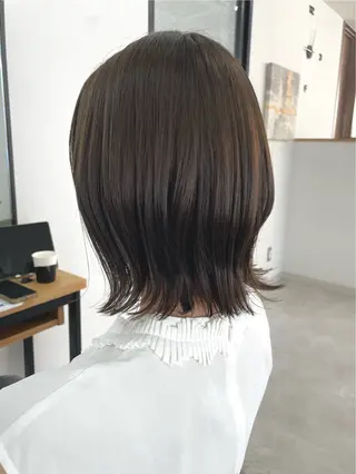 ミディアム カラー Mina/岡山/矯正 ブリーチ/レイヤーのヘアスタイル