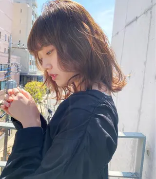 セミロング ヘアアレンジ レイヤーカット ✨️進藤ひかりのヘアスタイル
