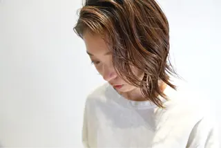 ミディアム カラー Suzuki Atsushiのヘアスタイル