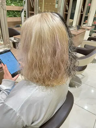 ミディアム カラー ✨武内凌太✨ 複雑履歴/ムラ修正のヘアスタイル