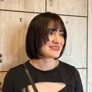 ショート フルールドソレイユ所属・♡ナナコ♡ レイヤー/艶髪のヘアスタイル