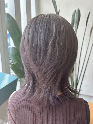 ミディアム カラー un eye/hai r🎀🪞山﨑愛菜のヘアスタイル