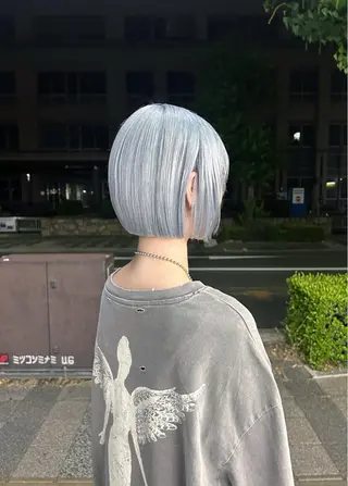 ショート カラー 松原 朱里のヘアスタイル