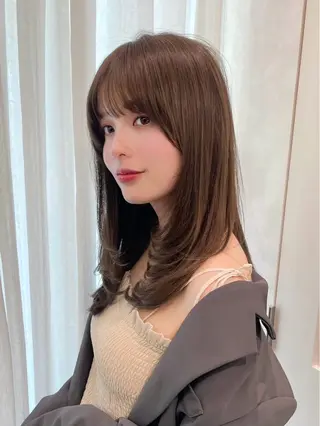 ミディアム ☀️青空SORA /くびれショート☁️のヘアスタイル