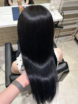 ロング 松本 奈々のヘアスタイル