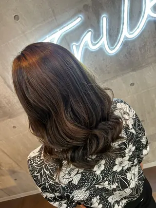 ミディアム ミルクティーハイトー ン💖Mikaのヘアスタイル